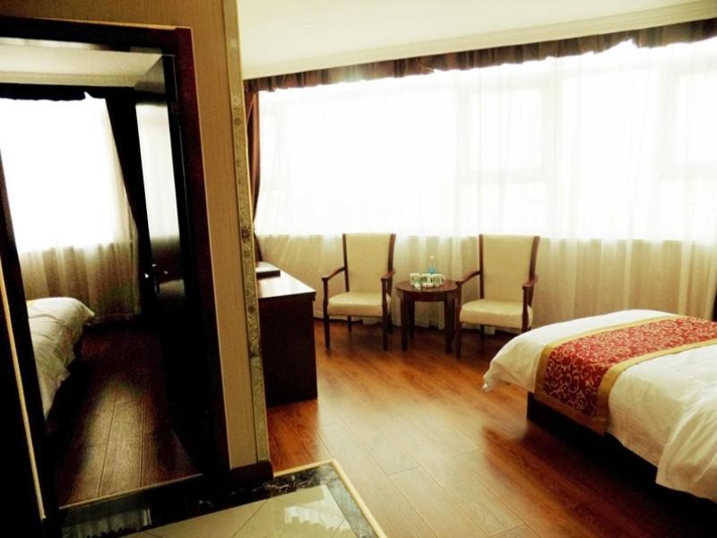 Greentree Inn Hebei Chengde Luanping Luanyang Road Xiangyuan Road Express Hotel Beiliying Extérieur photo